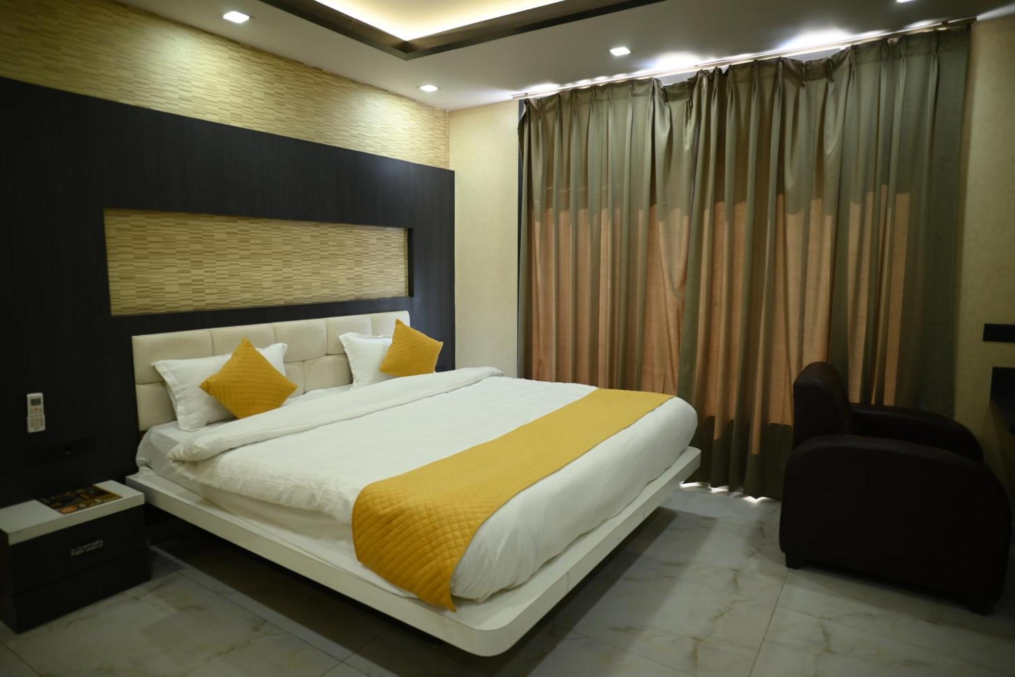 Kings Inn Hotel Ranchi Exteriör bild