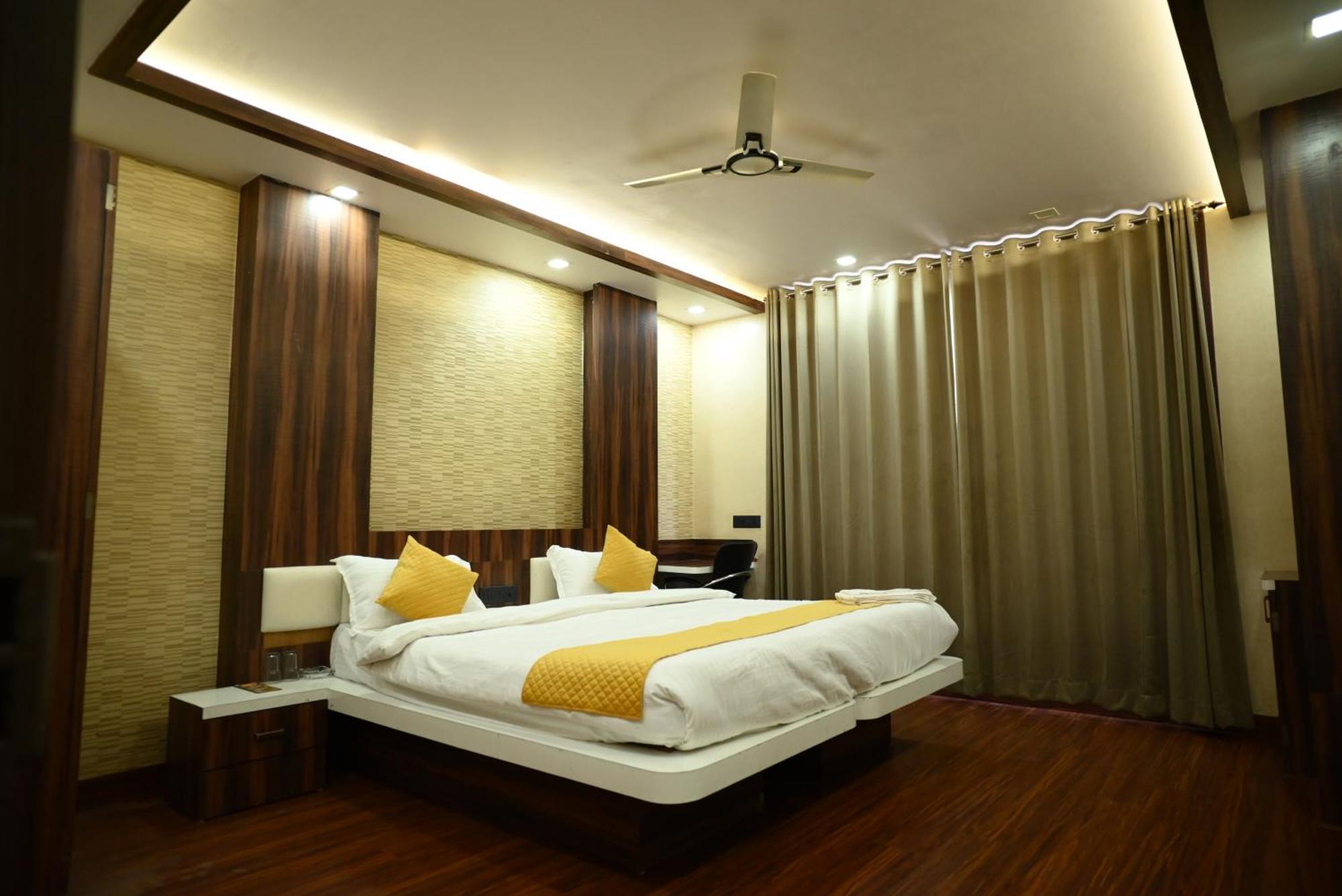 Kings Inn Hotel Ranchi Exteriör bild