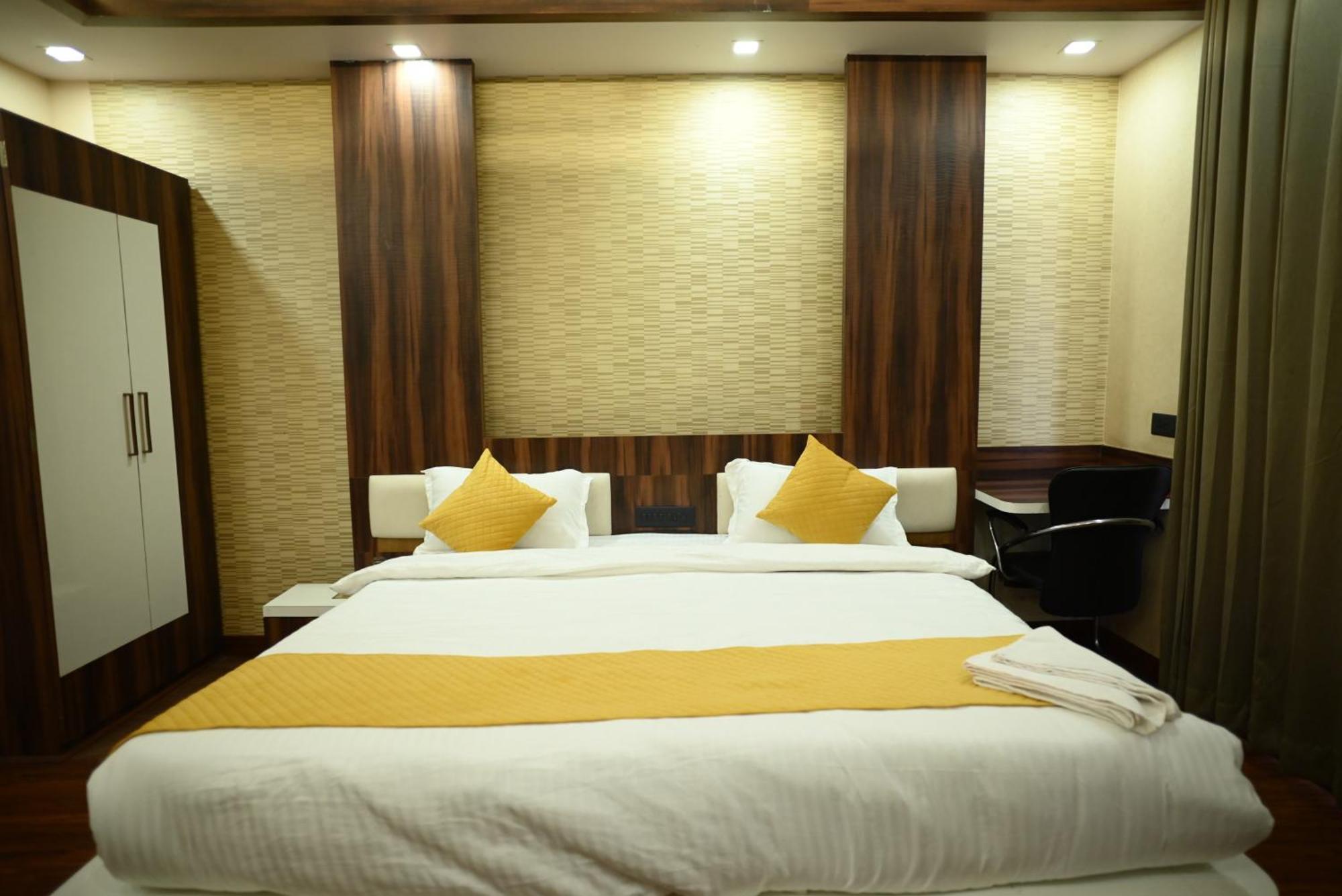 Kings Inn Hotel Ranchi Exteriör bild