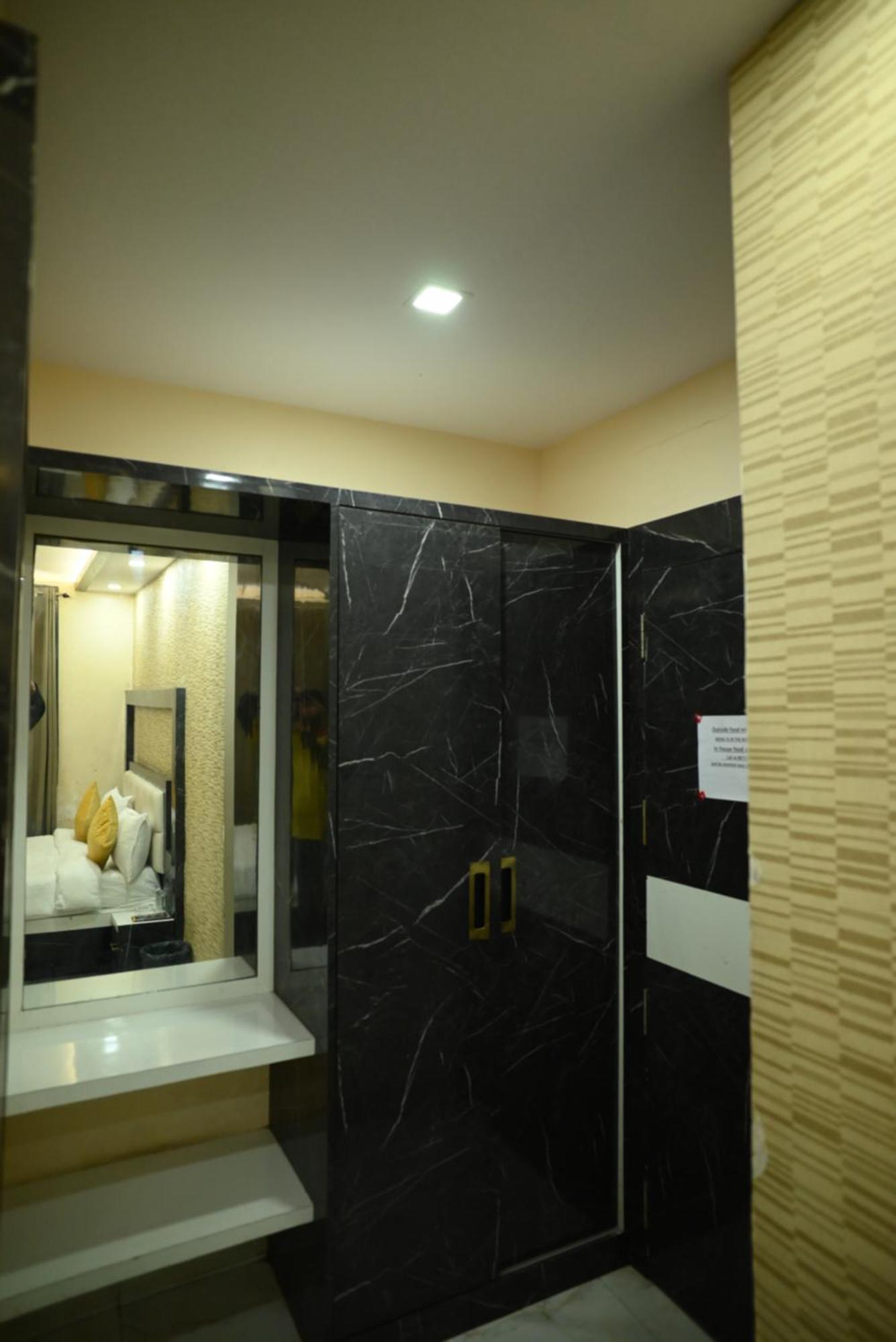Kings Inn Hotel Ranchi Exteriör bild